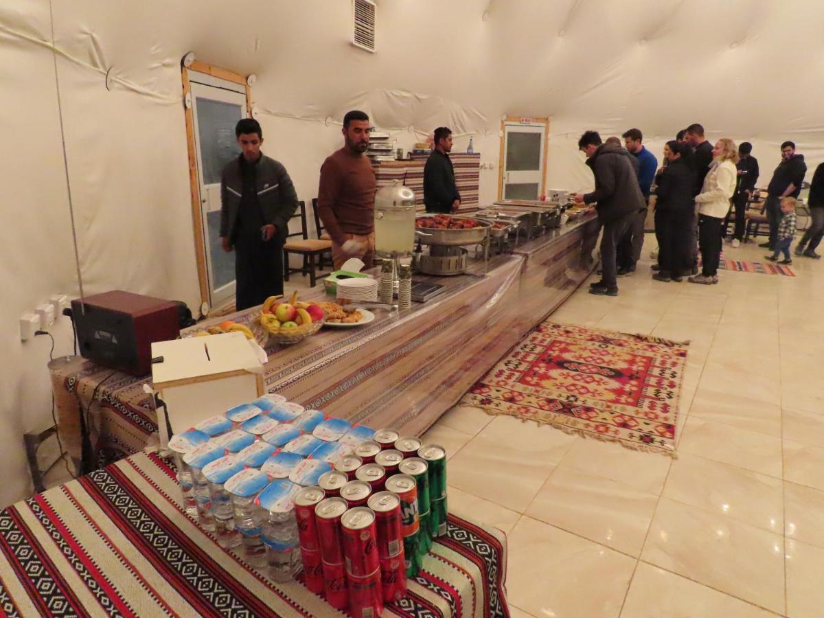 Rum Warm Bubble Camp Wadi Rum Buitenkant foto