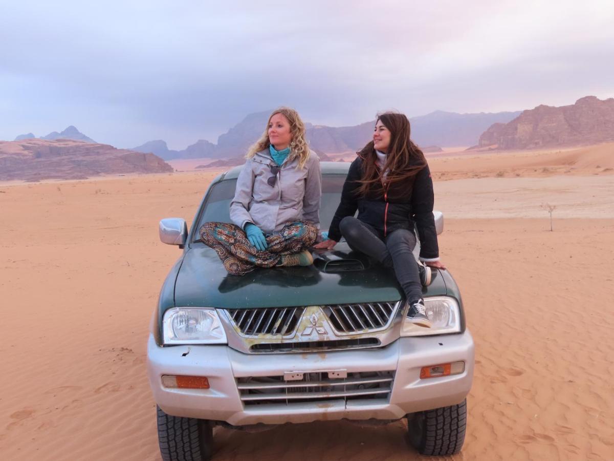 Rum Warm Bubble Camp Wadi Rum Buitenkant foto