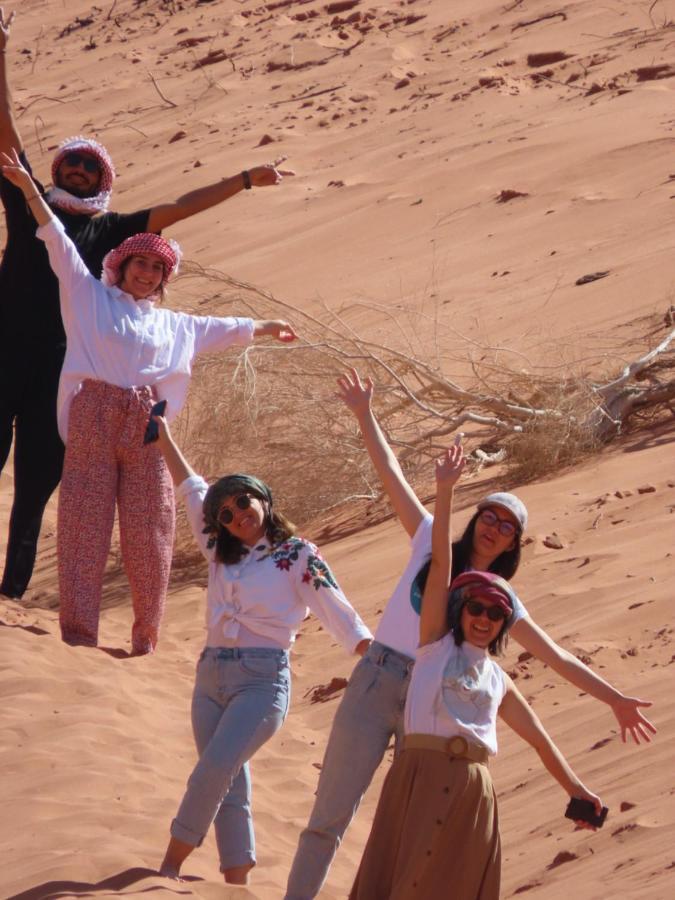 Rum Warm Bubble Camp Wadi Rum Buitenkant foto