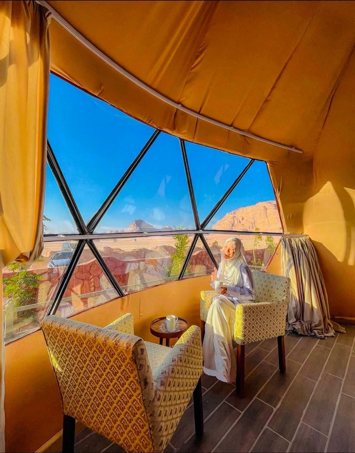 Rum Warm Bubble Camp Wadi Rum Buitenkant foto