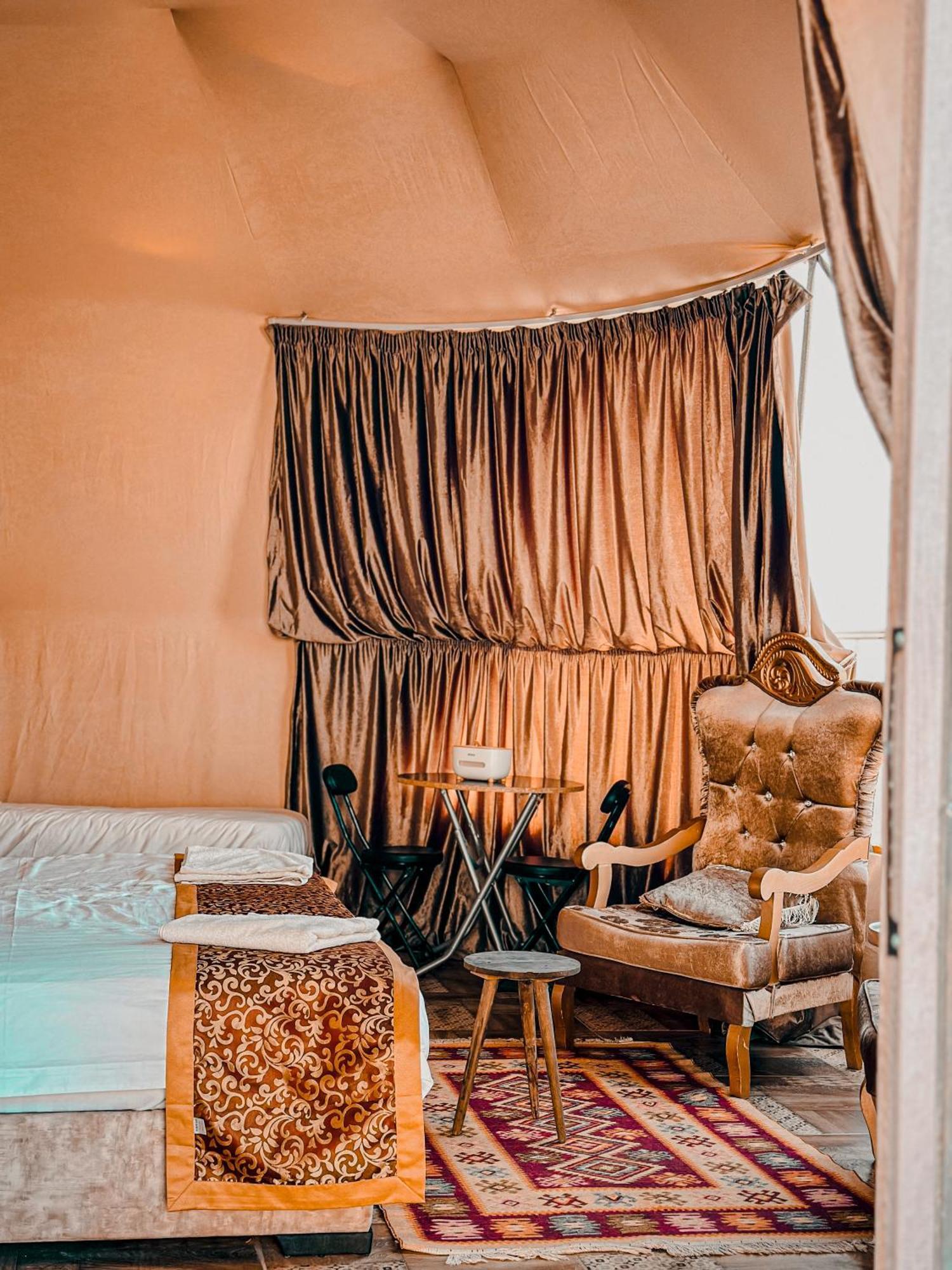 Rum Warm Bubble Camp Wadi Rum Buitenkant foto