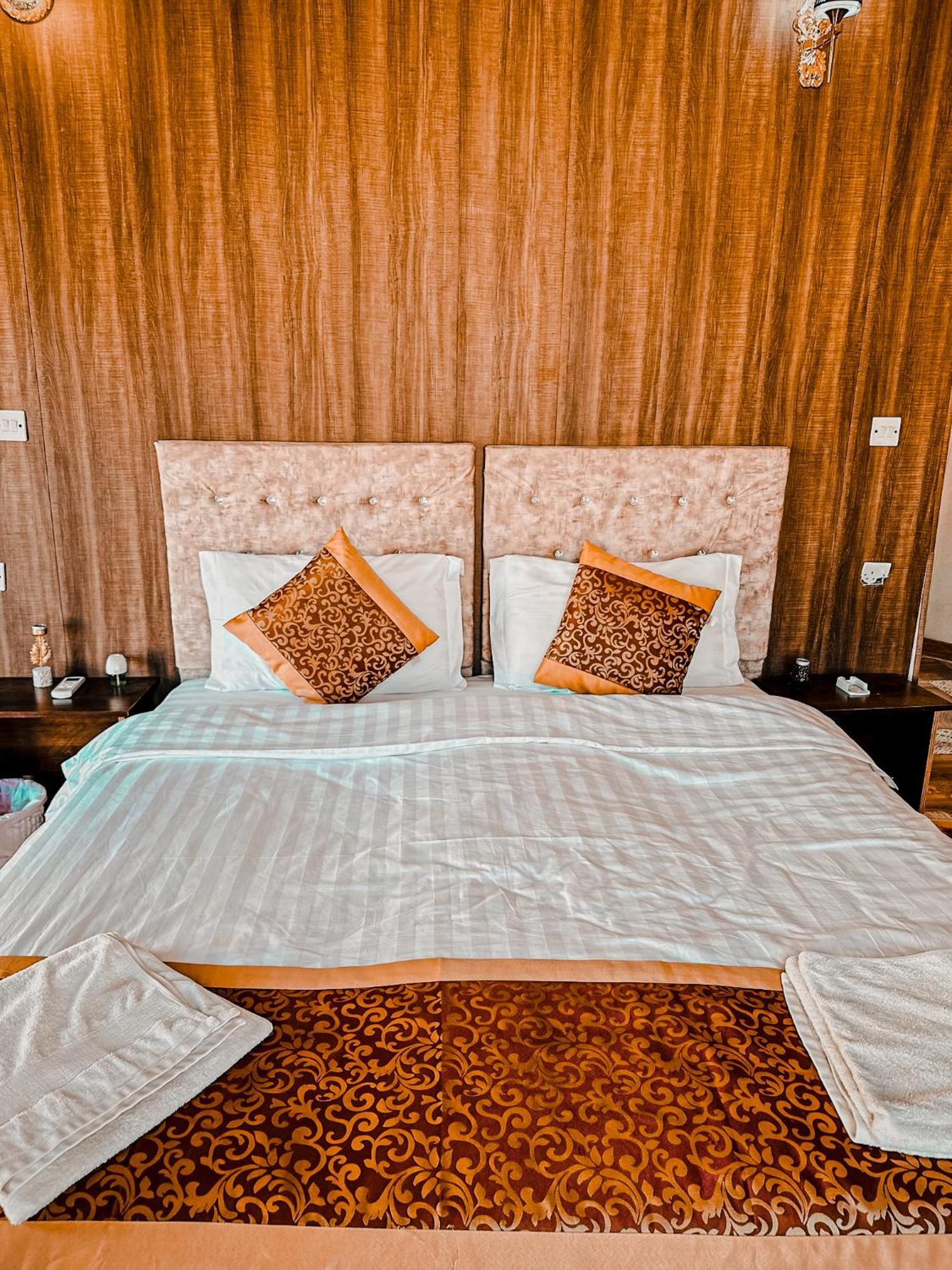 Rum Warm Bubble Camp Wadi Rum Buitenkant foto