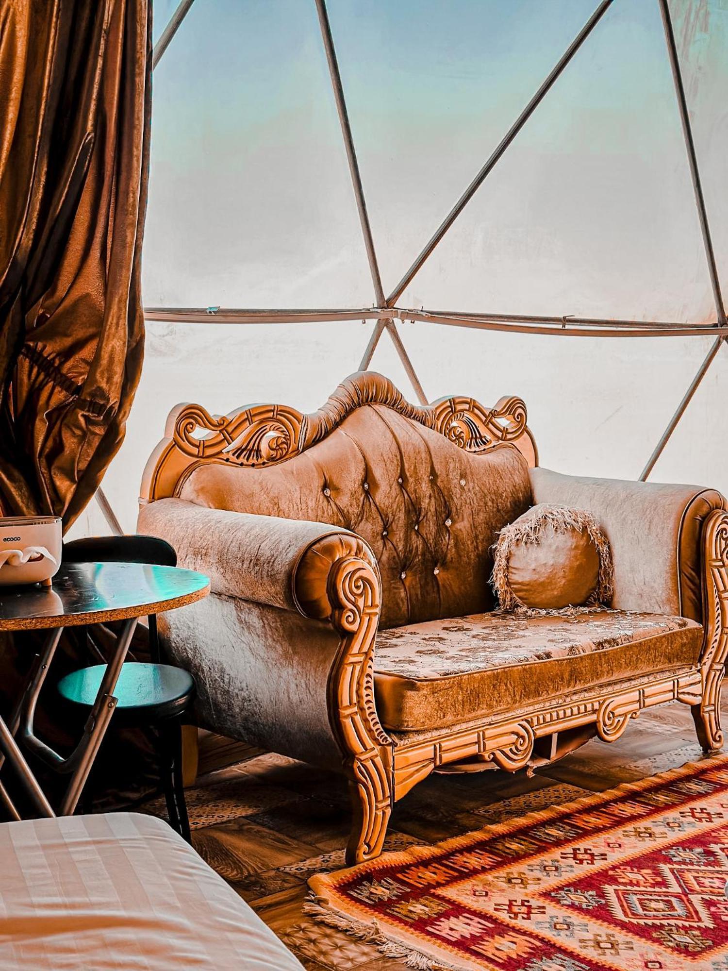 Rum Warm Bubble Camp Wadi Rum Buitenkant foto