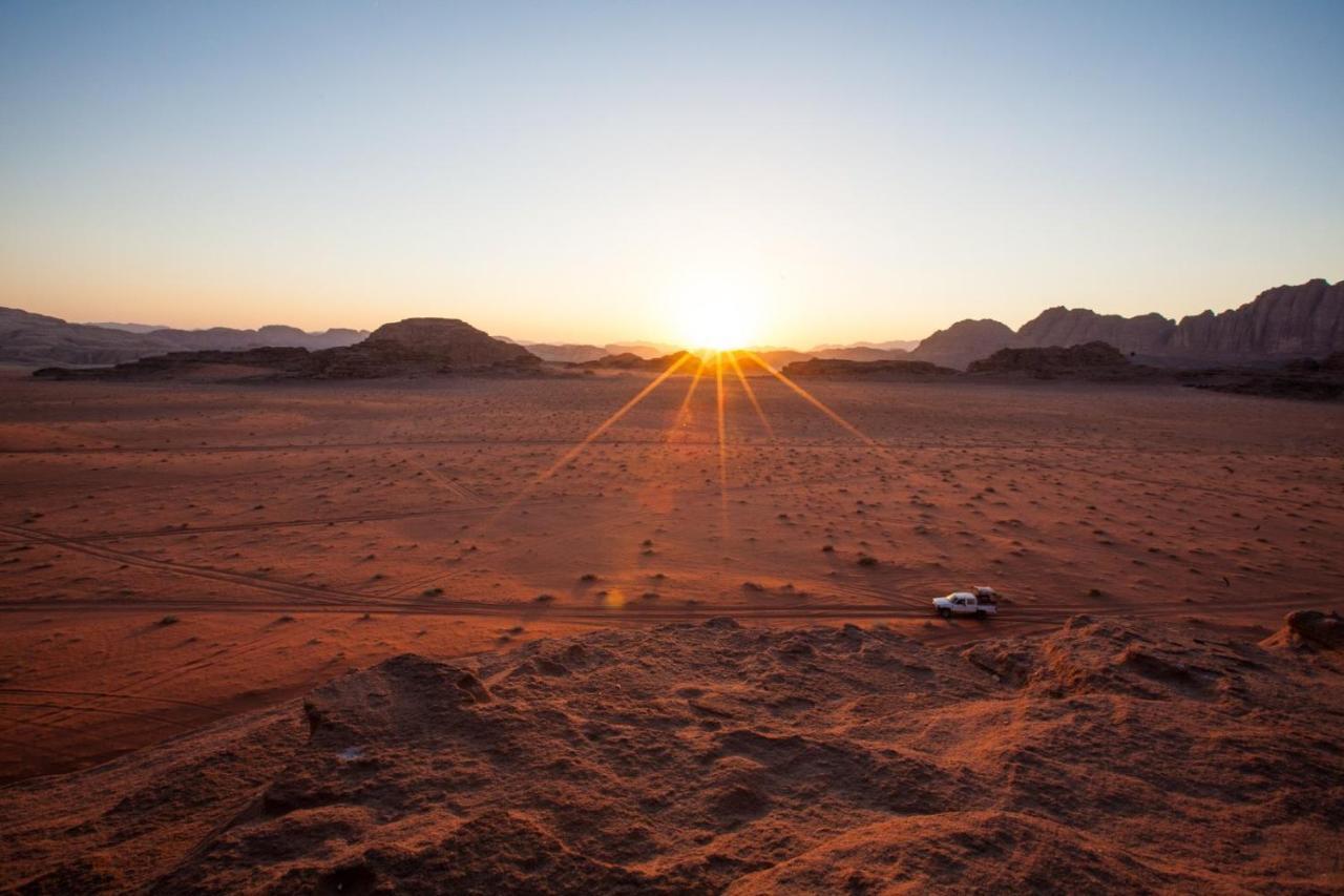 Rum Warm Bubble Camp Wadi Rum Buitenkant foto